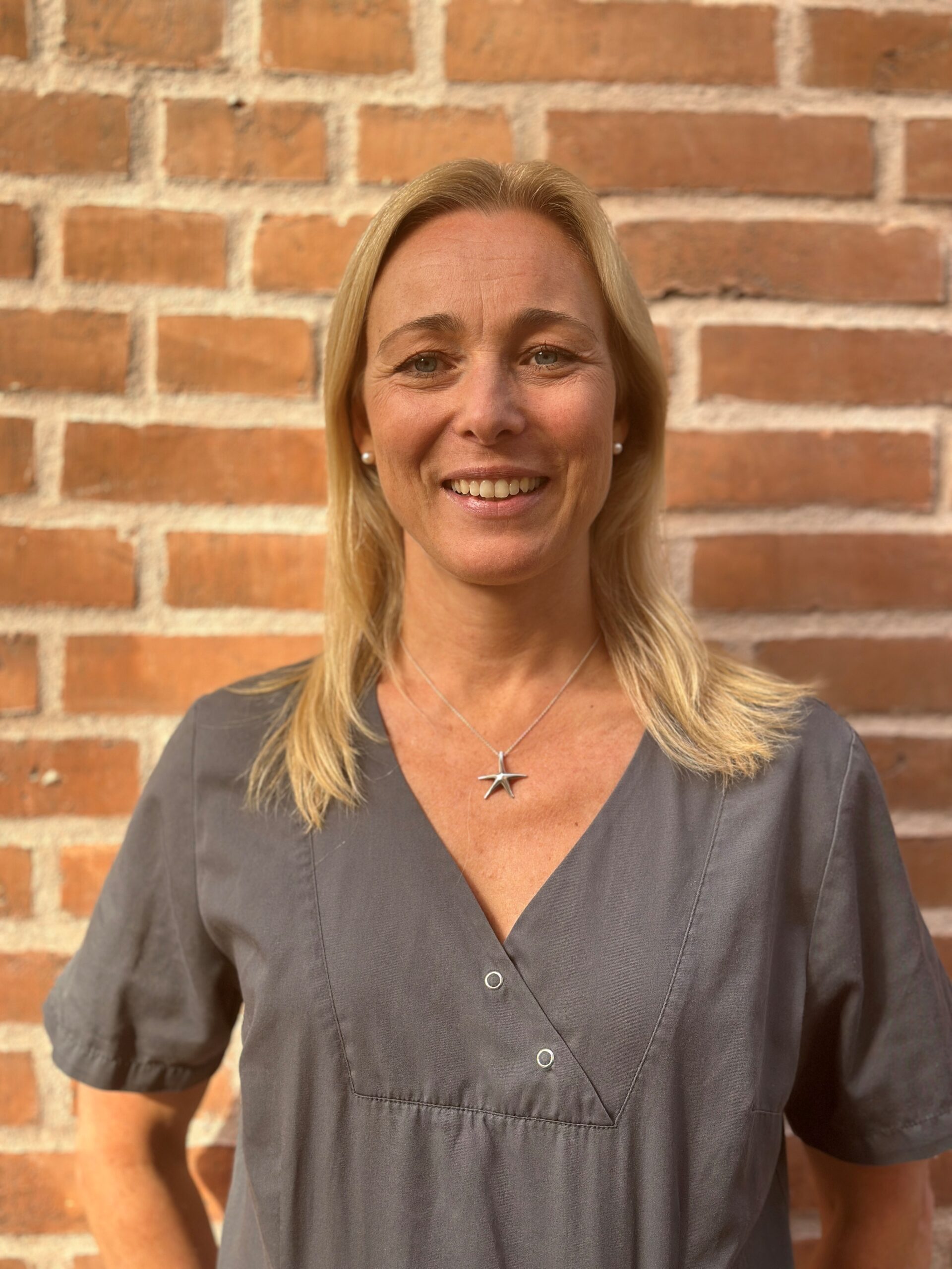 Dr Johanna Schmidt